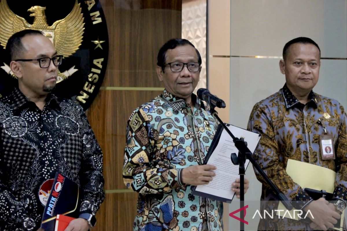 Presiden RI menganugerahkan gelar pahlawan nasional untuk enam pejuang