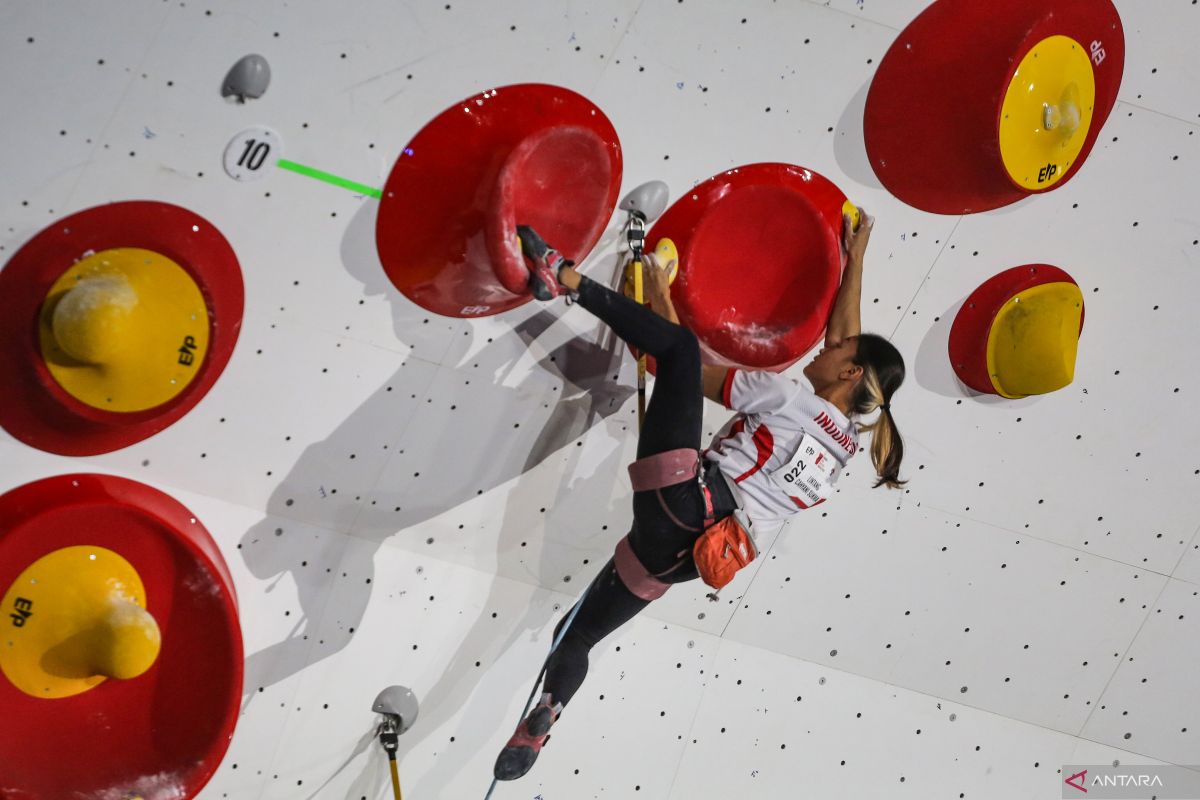 Tim boulder & lead Indonesia ke semifinal IFSC Asian Qualifiers