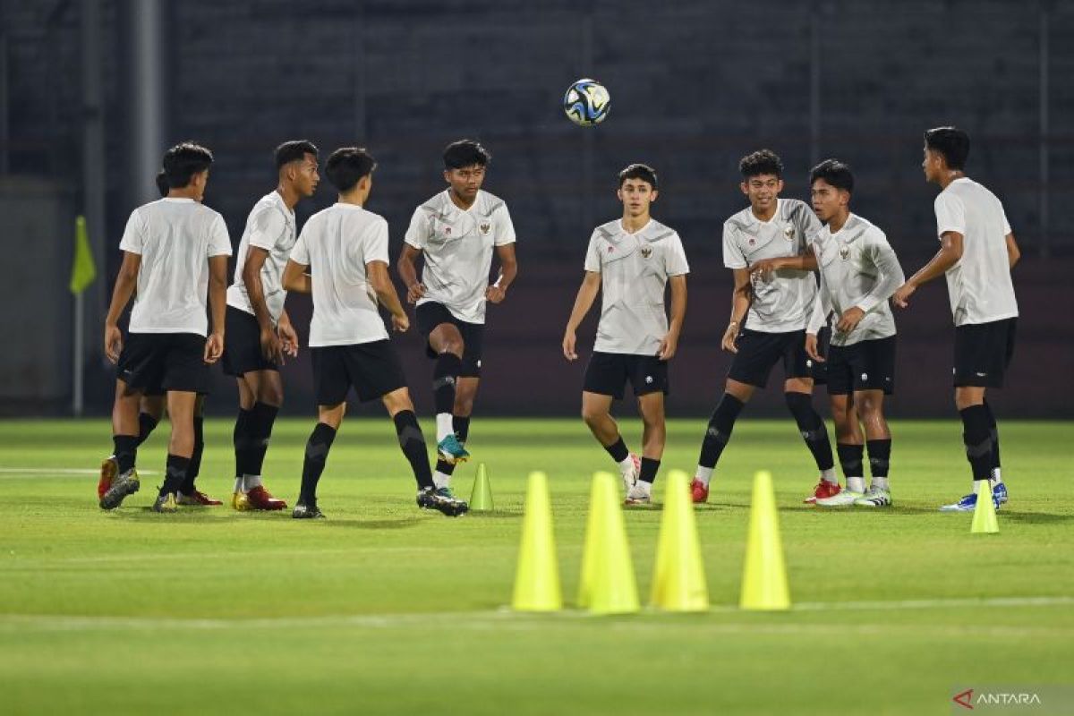 Timnas Indonesia diminta jangan mudah terprovokasi karena ada VAR