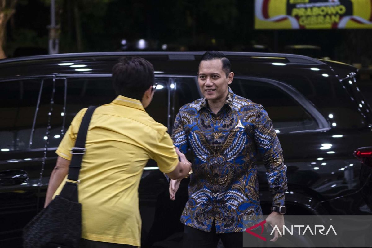Rapat perdana tim kampanye nasional Prabowo-Gibran