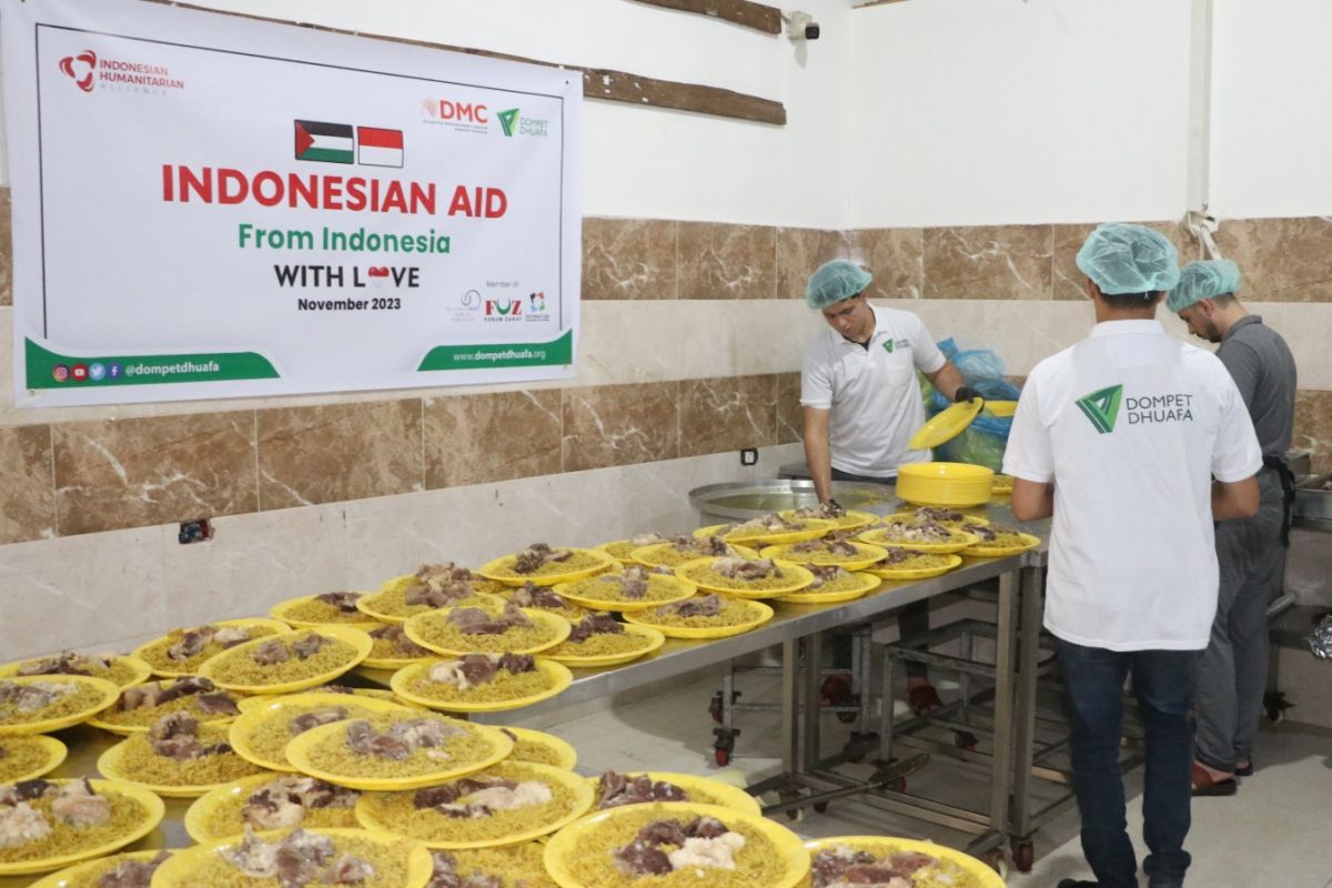 Dompet Dhuafa dirikan dapur darurat salurkan makanan untuk warga Gaza