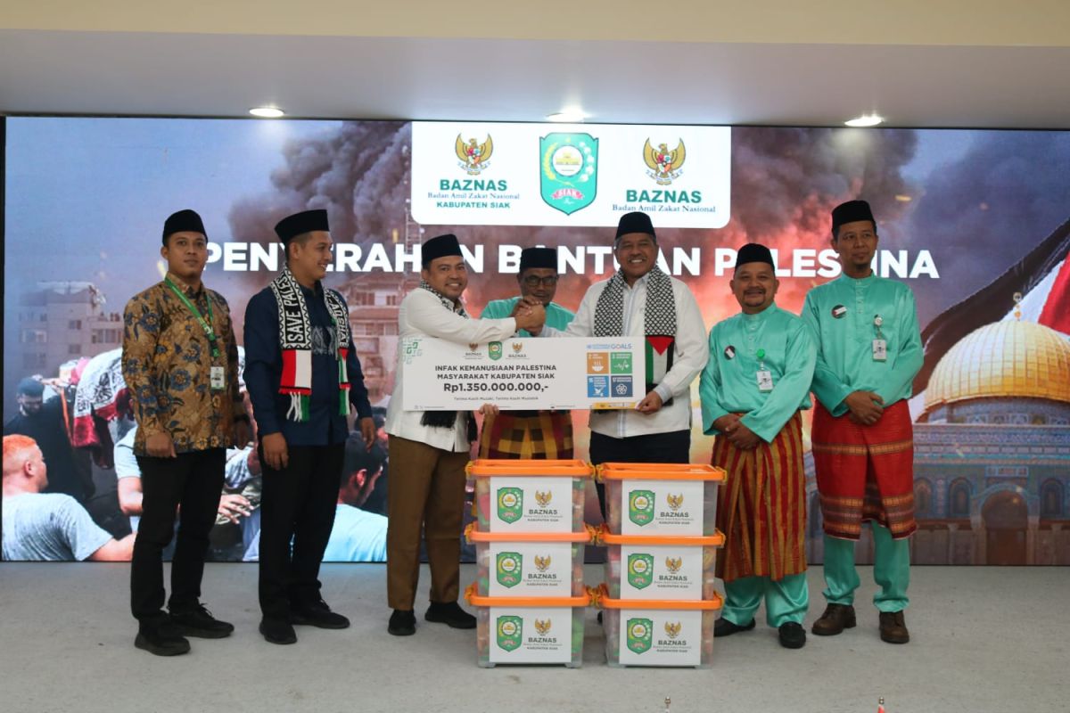 Bupati Siak serahkan bantuan Rp1,3 miliar untuk Palestina