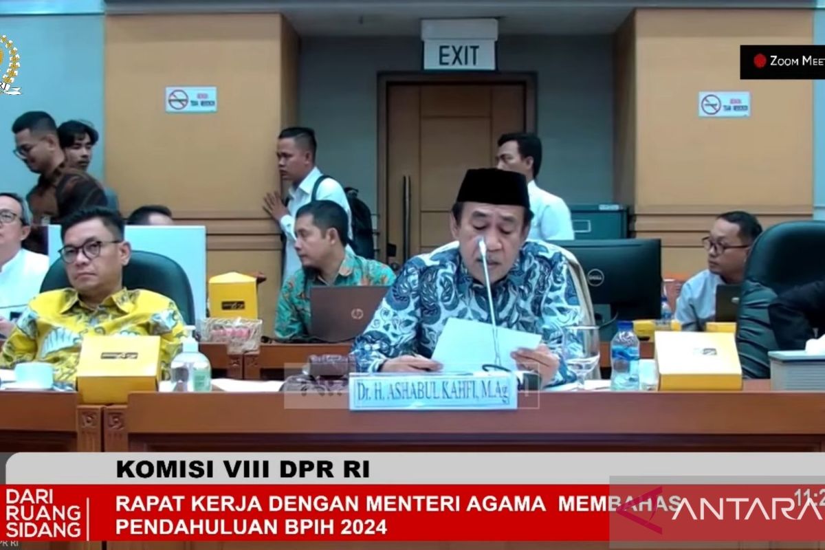 Biaya haji ditetapkan Rp93,4 juta, calon peserta haji hanya bayar Rp56 juta