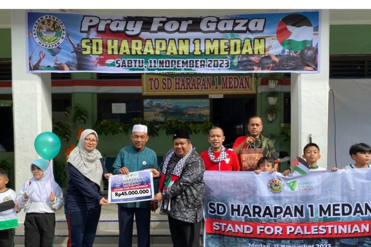 Siswa SD Harapan 1 Medan bersama Dompet Dhuafa Waspada donasi untuk rakyat Palestina