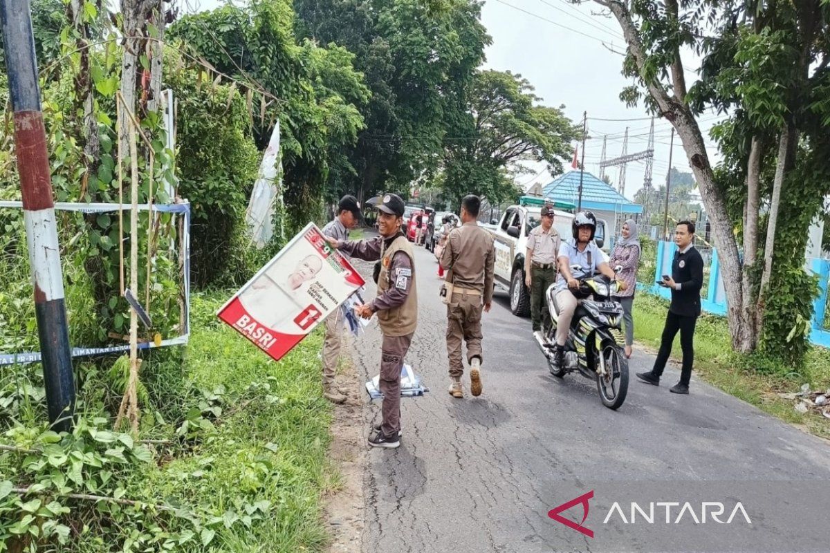 Bawaslu Kapuas tertibkan ratusan APS kampanye