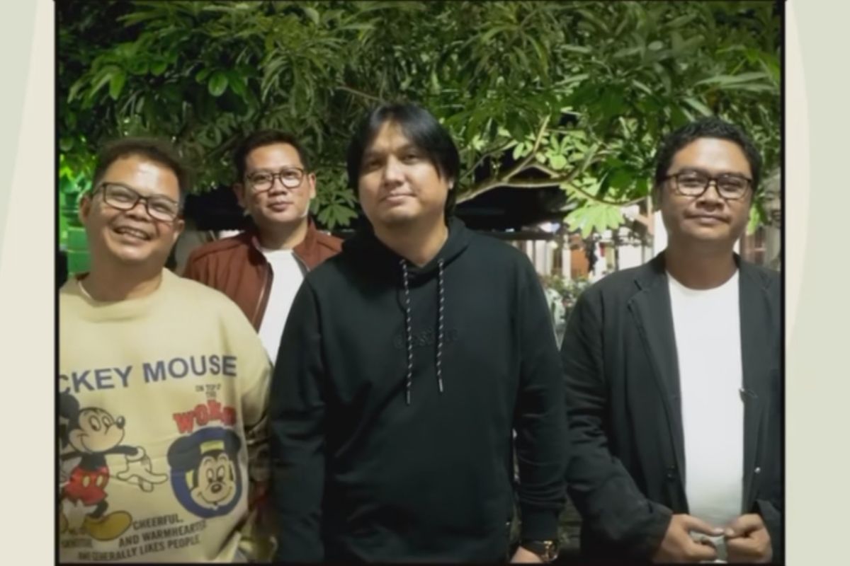 Jikustik rilis lagu "Aku Bukan Untukmu" lengkapi album "Back 4 Good"