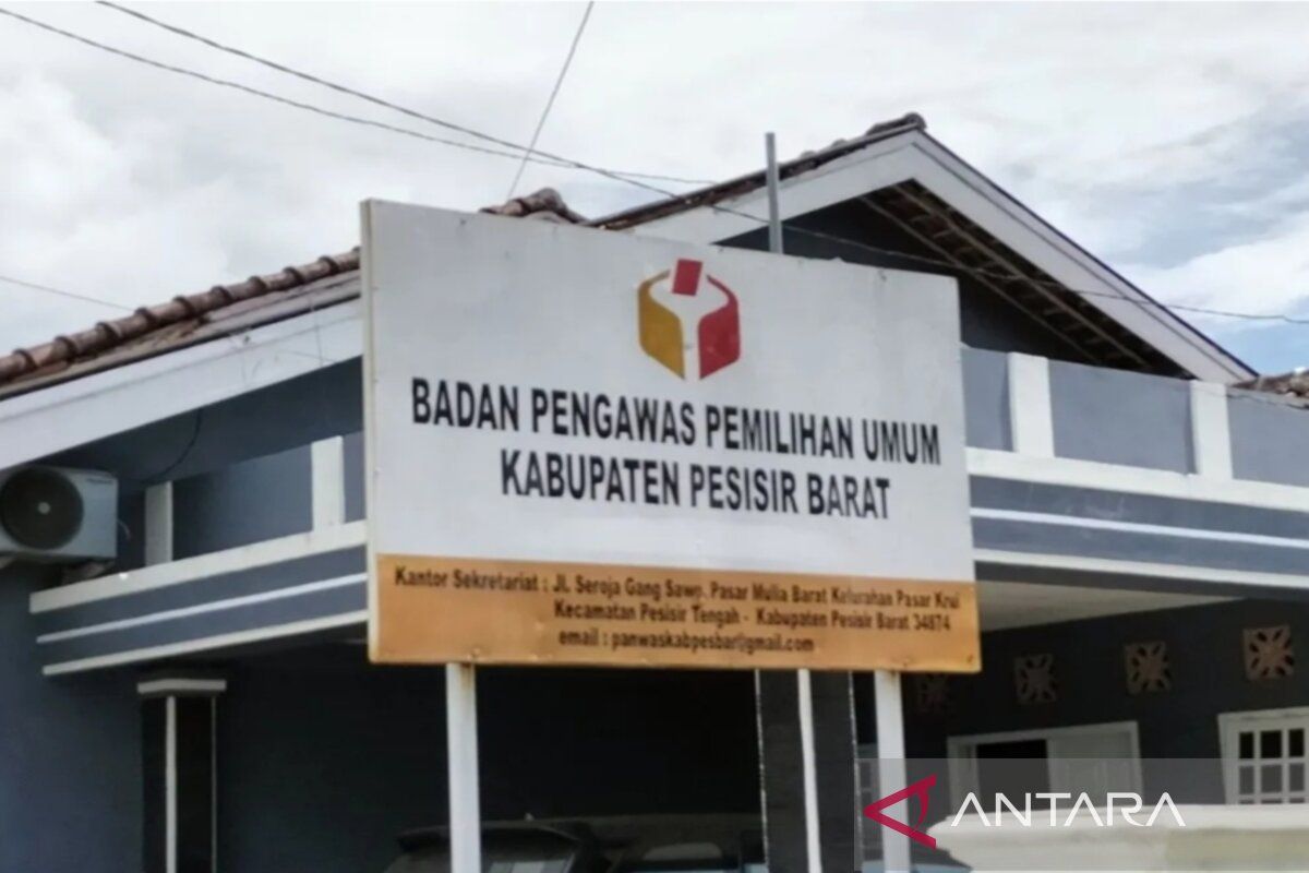 Bawaslu Pesisir Barat ajak masyarakat awasi tahapan kampanye