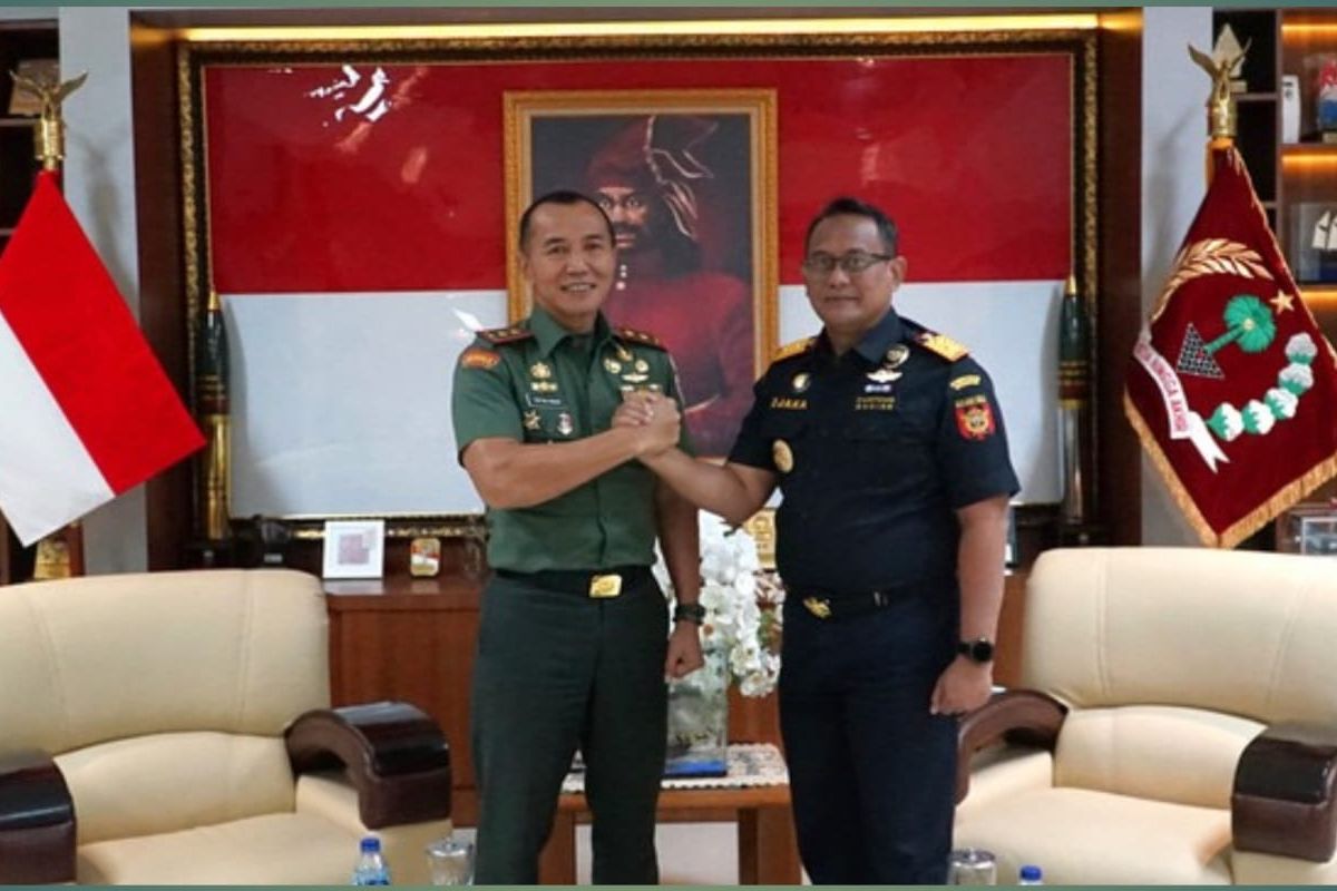 Bersinergi dengan TNI AD dan Karantina, Bea Cukai Fokus Tingkatkan Pelayanan dan Pengawasan