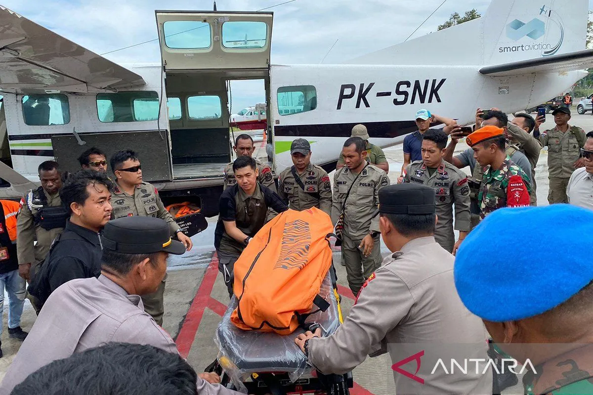 kkb-shooting-victims-brimob-officers-receive-special-rank-promotion