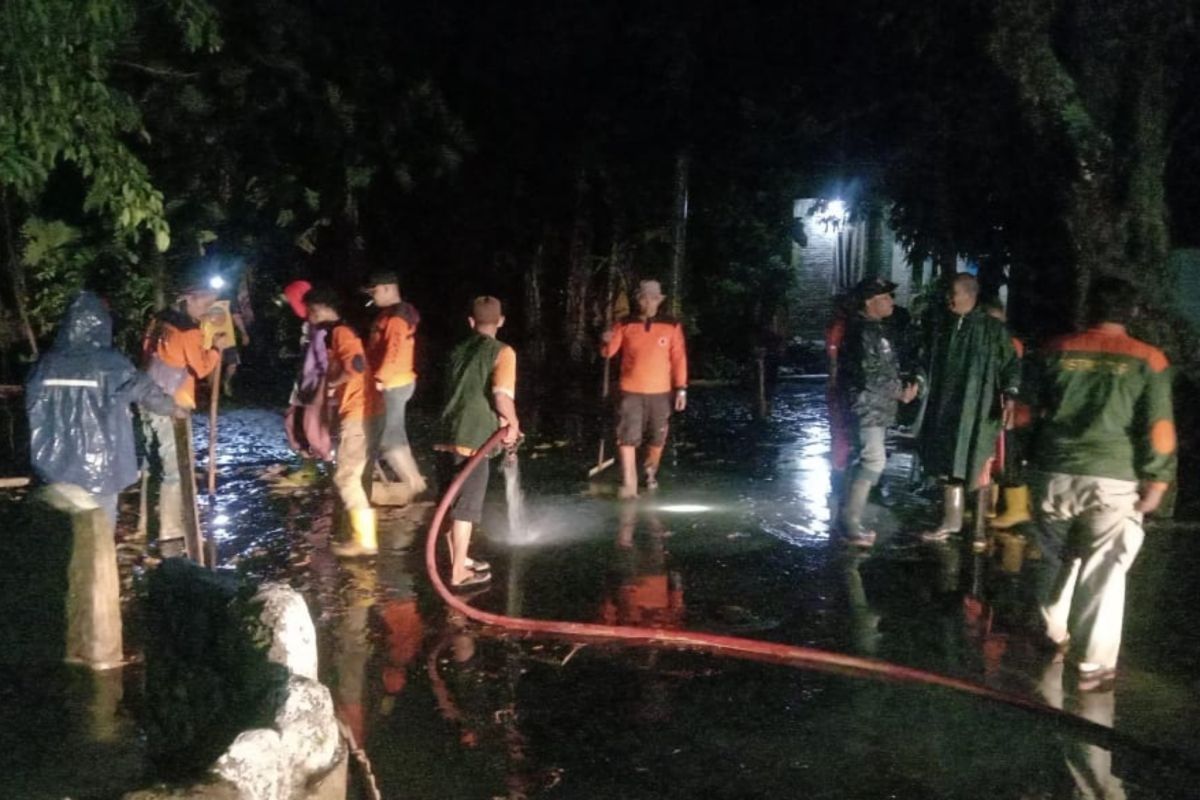 BPBD perkirakan penyebab banjir bandang di Kudus akibat hutannya gundul