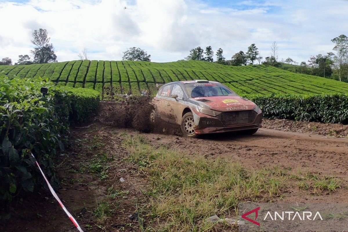 Pembalap Sean Gelael juarai "special stage" APRC 2023