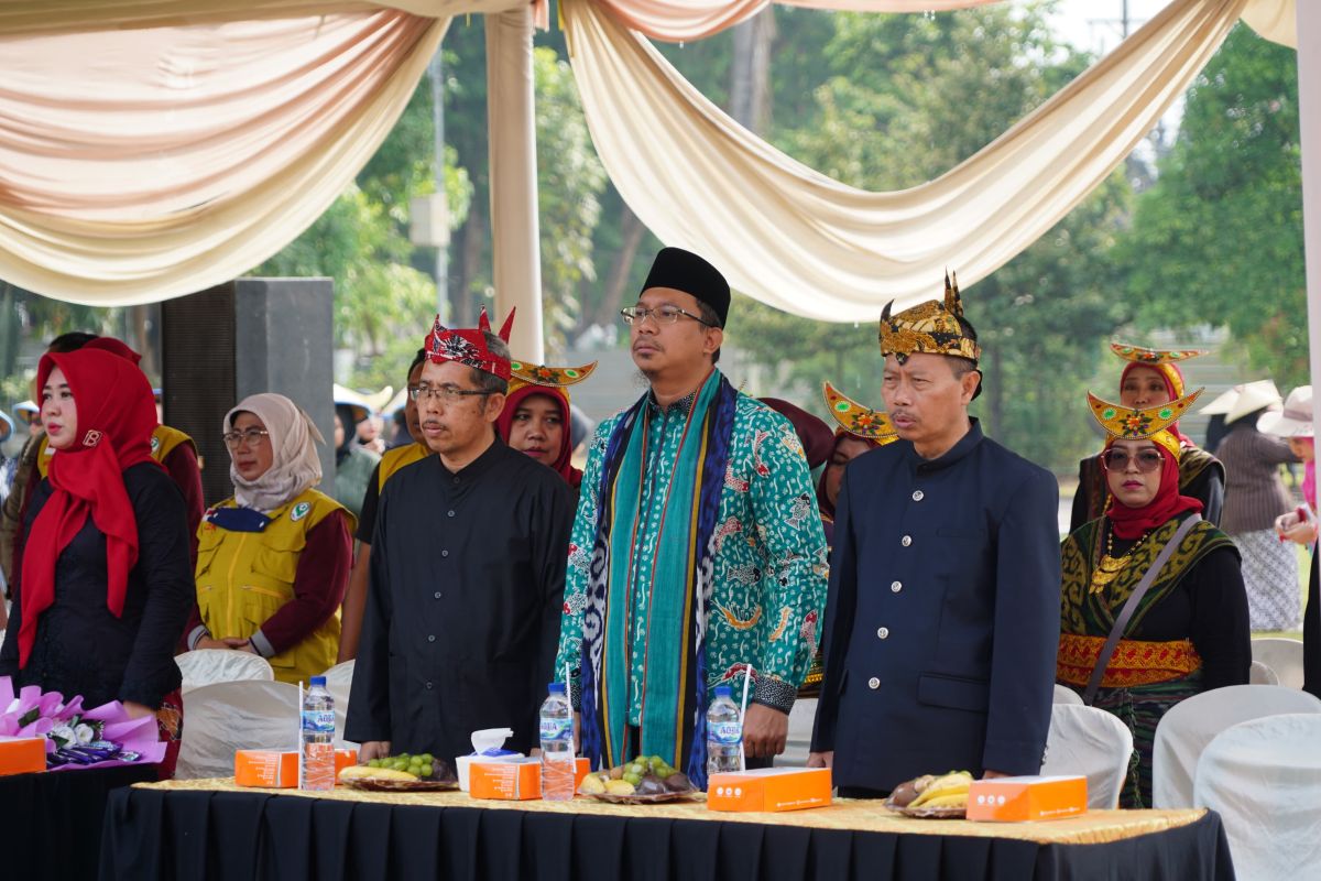 Sidoarjo Jatim meminta guru jaga profesionalisme