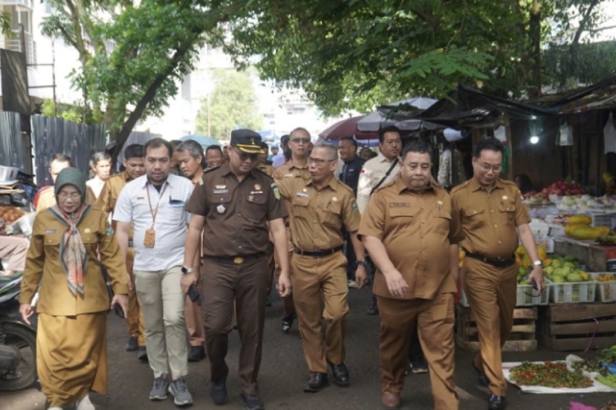 Sekda Muara Enim lakukan sidak pendistribusian beras di RPK