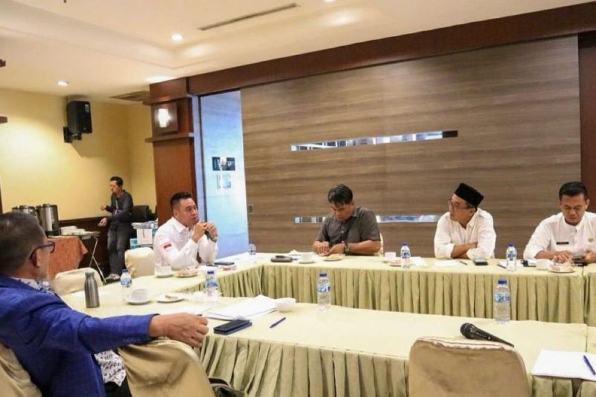 Kembali bahas Ranperda Kerugian Akibat Pencemaran dengan Dinas LH