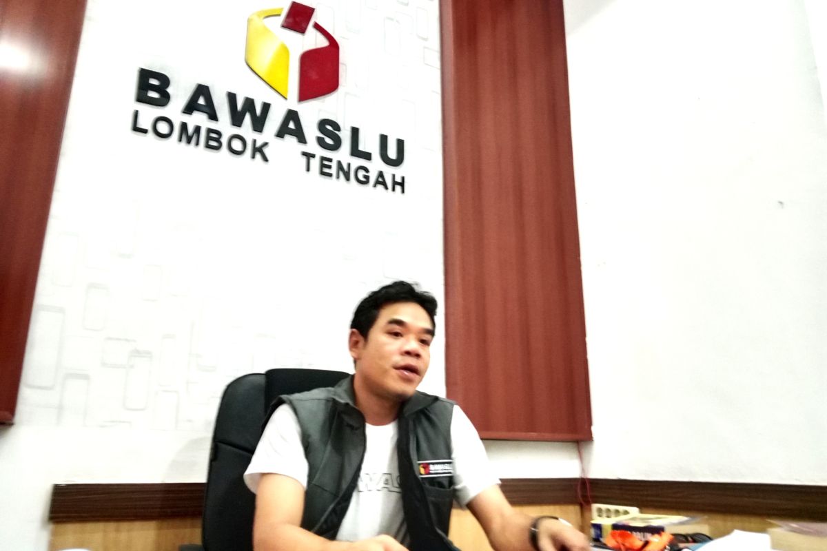 Bawaslu Lombok Tengah menggelar apel siaga pengawasan kecamatan dan desa