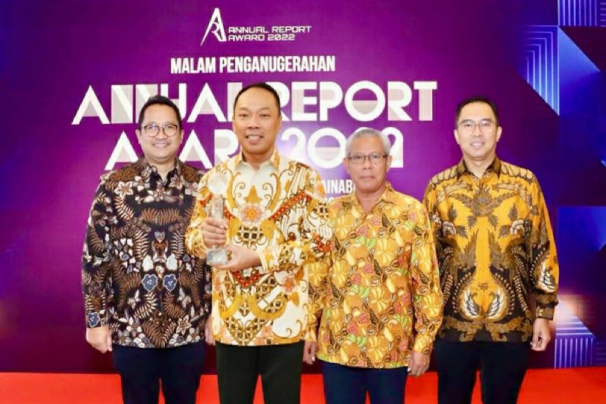 Jasa Raharja sabet "Annual Report Award 2022"