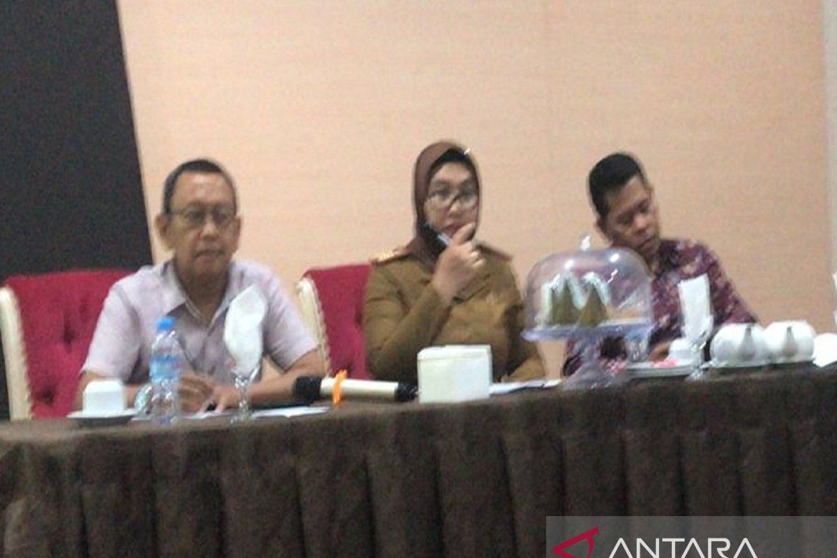 LKS Tripartit Sultra kawal perusahaan yang menggaji karyawan di bawah UMP