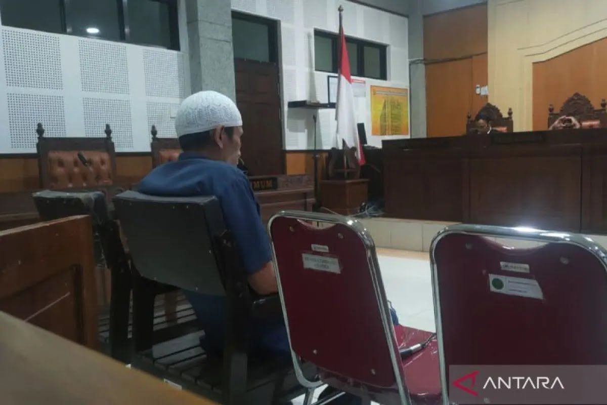 Kejari Bima mengeksekusi penahanan dua terpidana korupsi dana bansos