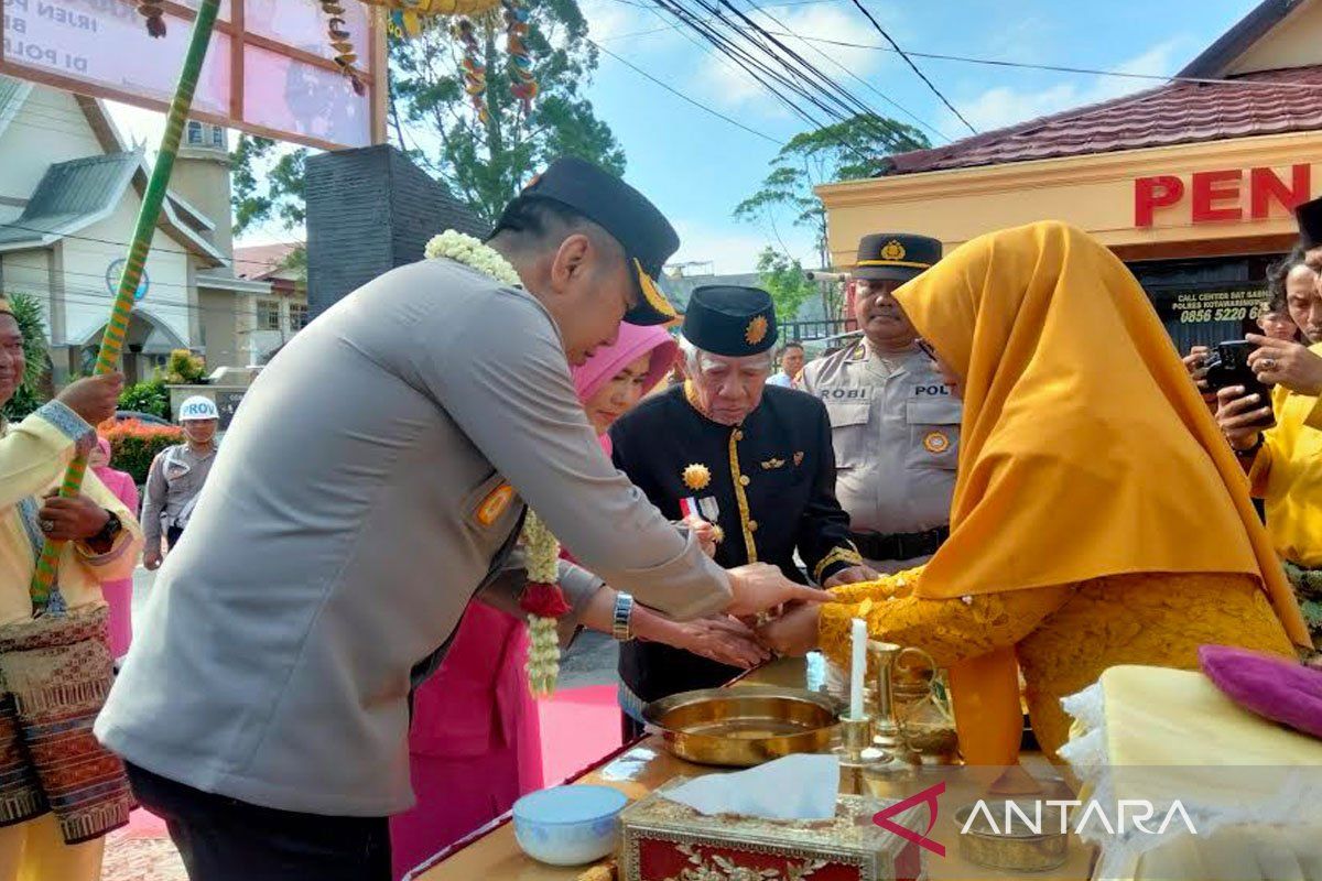 Cek ketangguhan personel, Kapolda Kalteng berkunjung ke Kobar