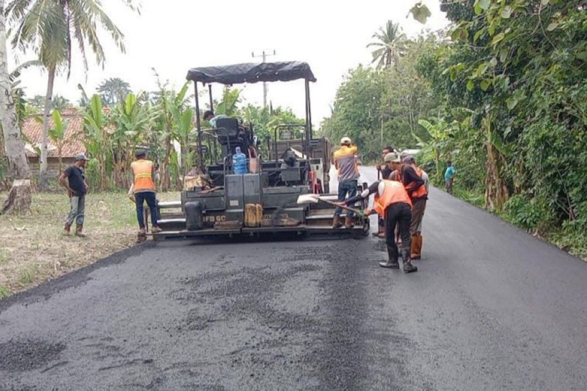 Pemprov Sumsel imbau kontraktor kebut perbaikan jalan sebelum Natal