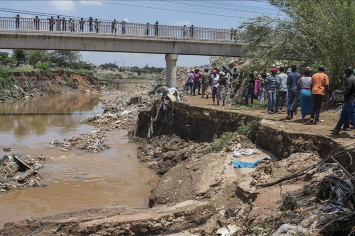 Angka kematian akibat banjir El Nino di Kenya bertambah jadi 136