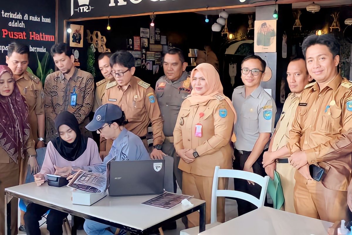 OKU Selatan gencarkan pemasangan tapping box di tempat usaha