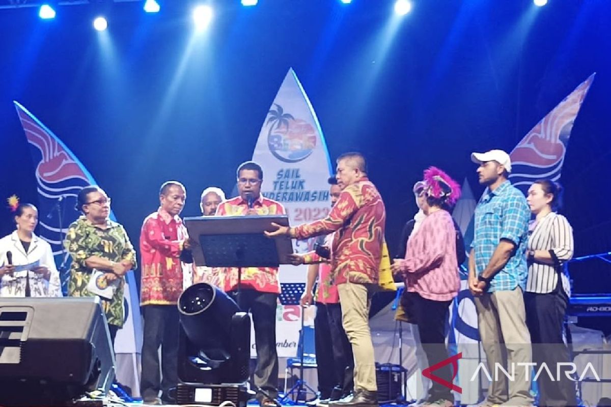 Pemkab Biak tetapkan pantai Nirmala Samau sebagai dermaga kapal wisata