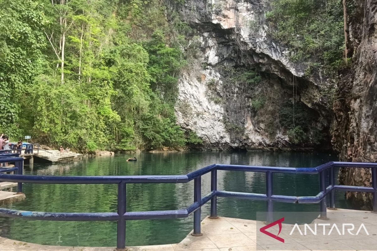 Pj Bupati Kolut usul Danau Biru dan Tinukari jadi desa wisata