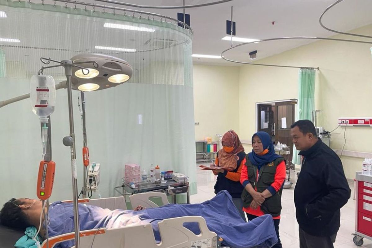 Tiga korban erupsi Marapi asal Riau selamat, namun dua lainnya meninggal