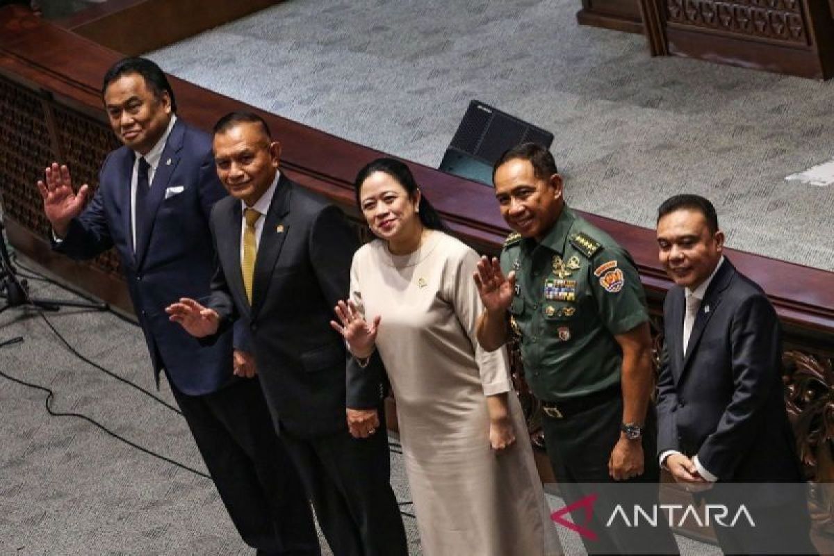 Puan Maharani pimpin rapat paripurna pengesahan RUU ITE dan DKJ