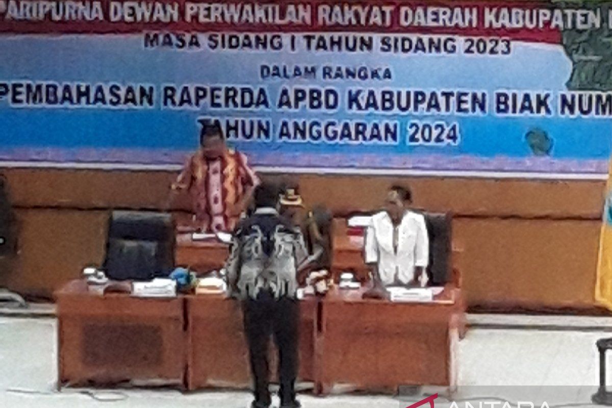 DPRD Biak minta pemda tambah satu mobil damkar untuk BPBD