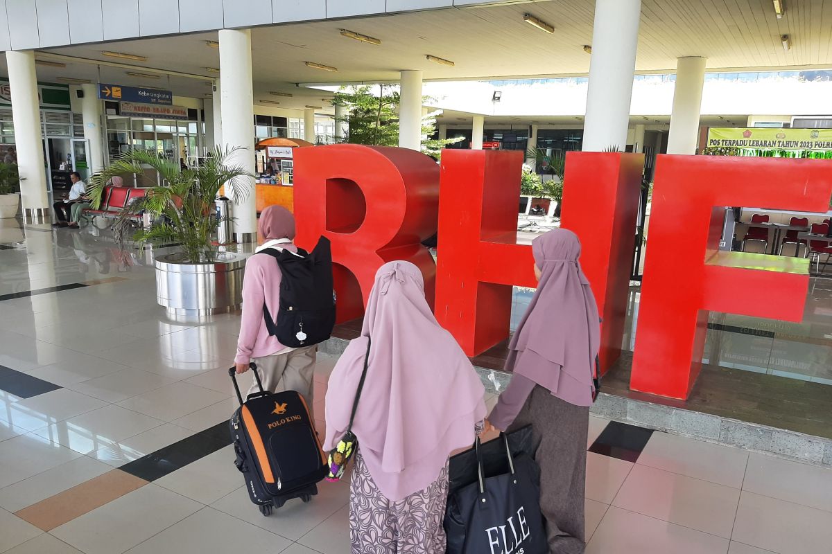 Pengelola Bandara RHF: Jumlah penumpang Natal dan Tahun Baru diprediksi naik 8 persen