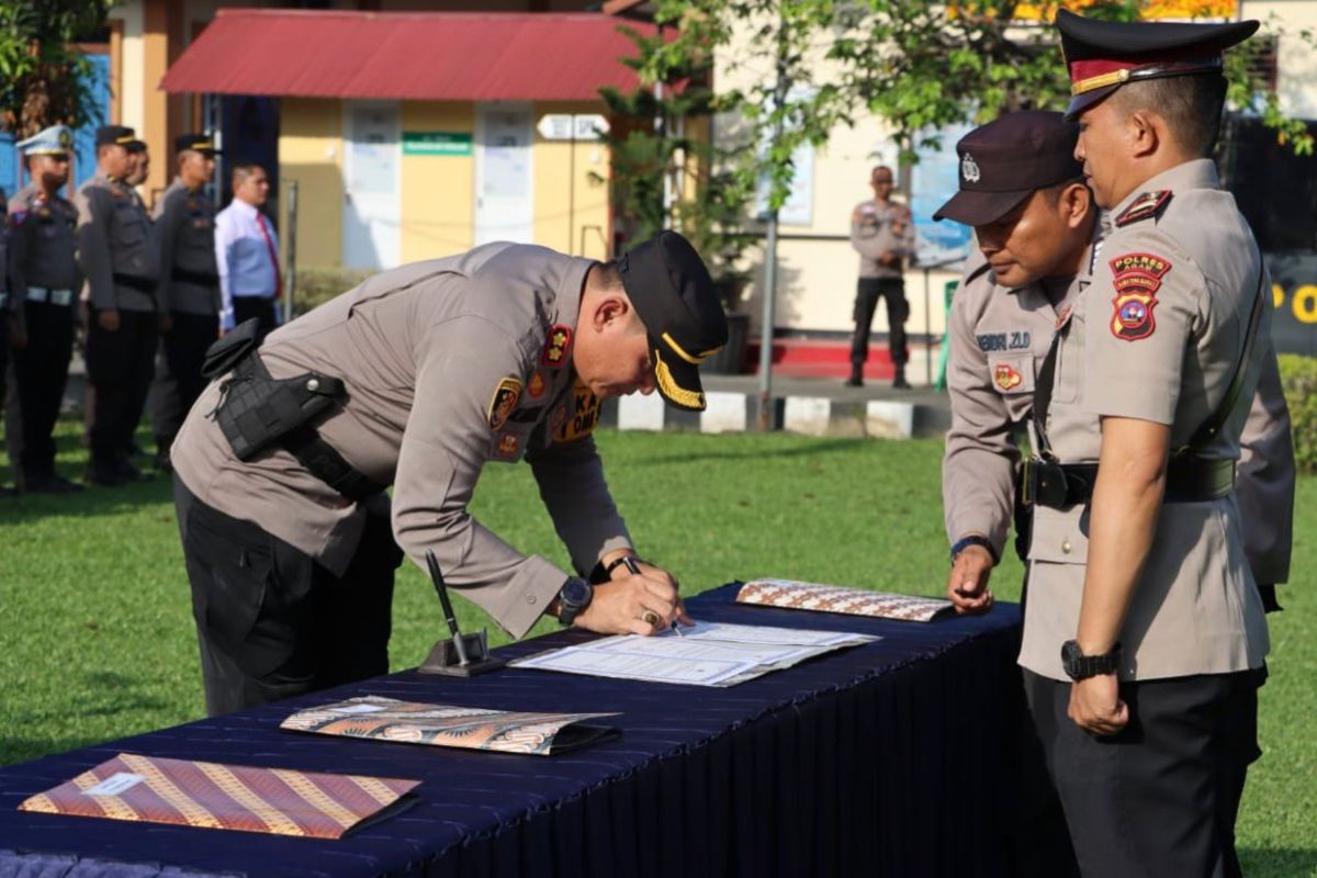 Polres Agam minta anggota jaga netralitas selama Pemilu