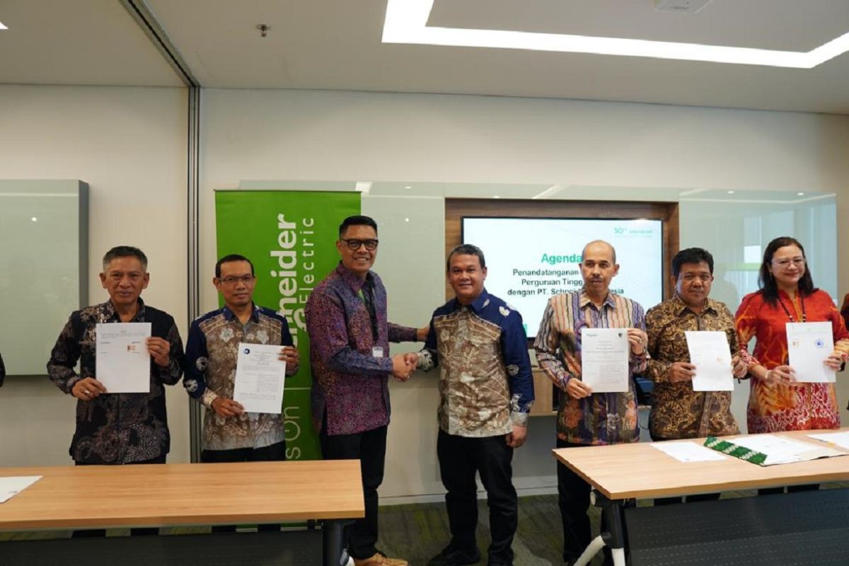 Schneider Electric -15 politeknik negeri jalin kerja sama