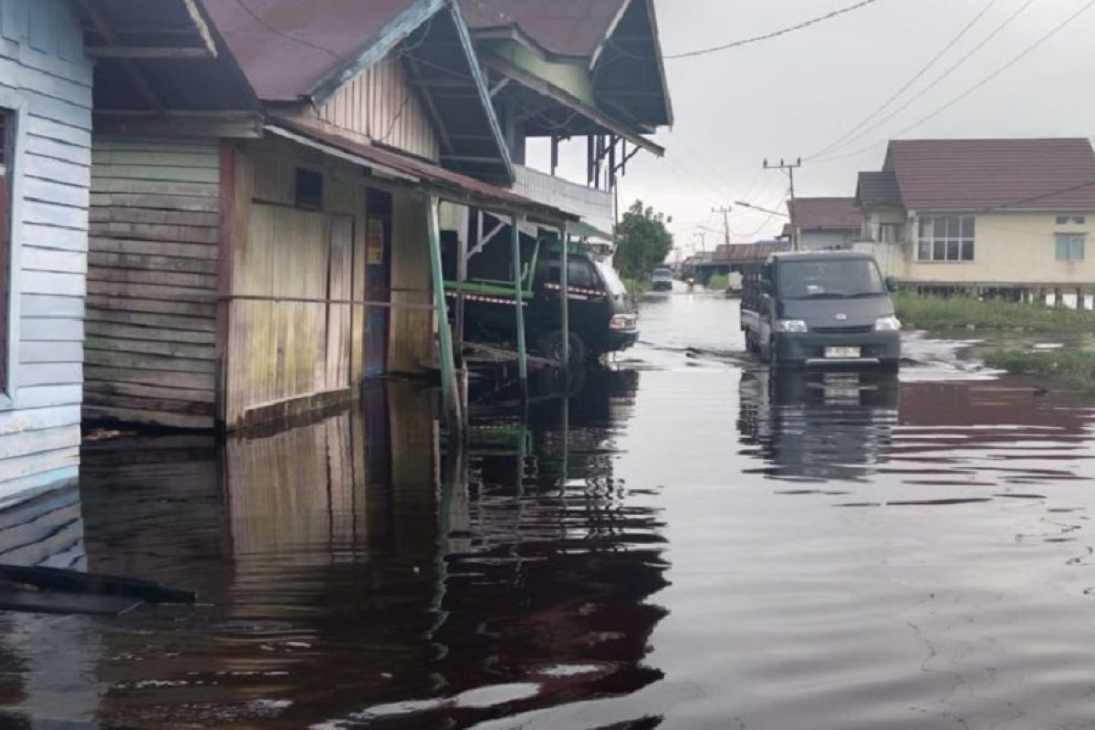 BPBD minta warga bantaran sungai di Palangka Raya waspada banjir