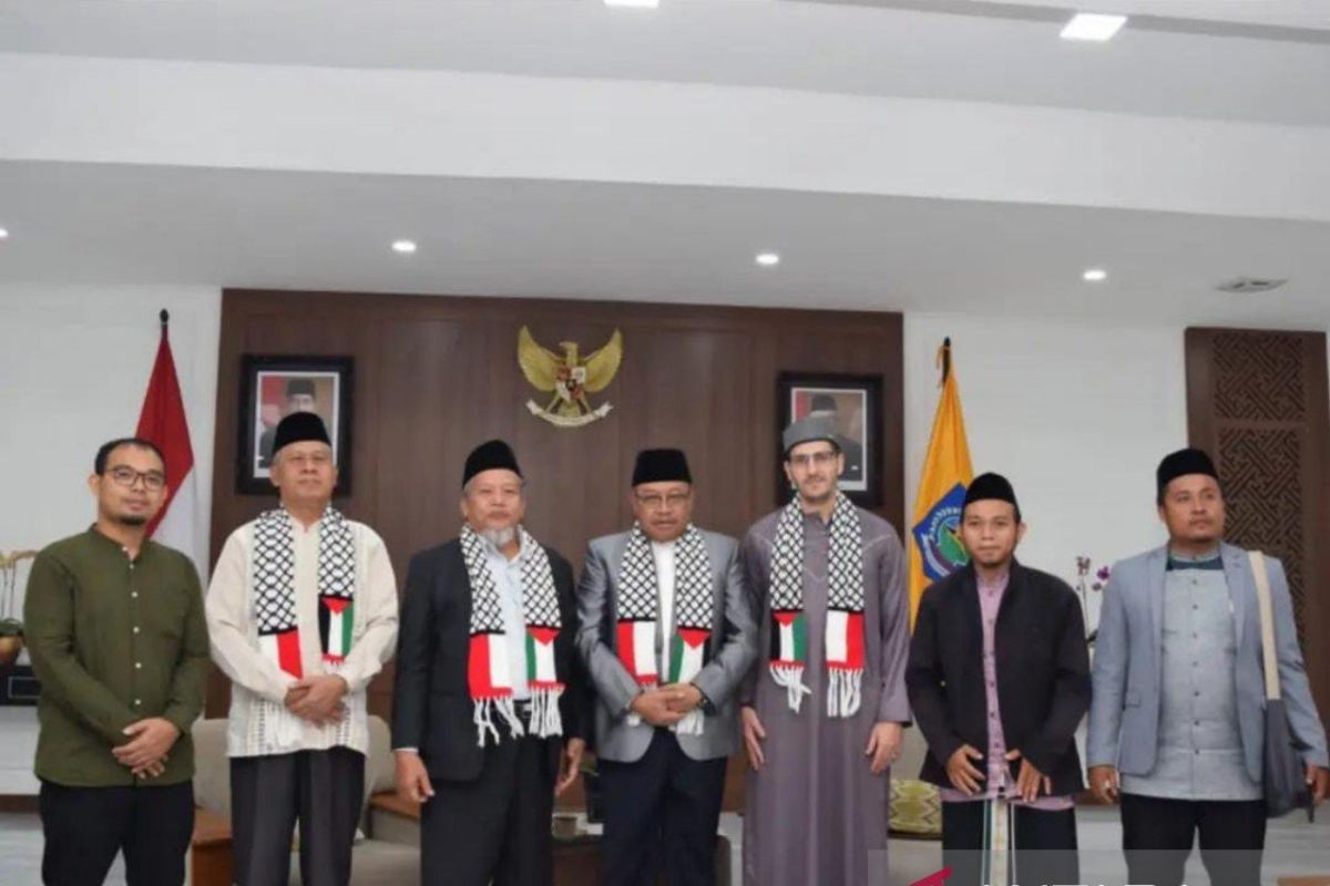 Pemprov NTB berupaya menggalang bantuan Rp10 miliar untuk rakyat Palestina