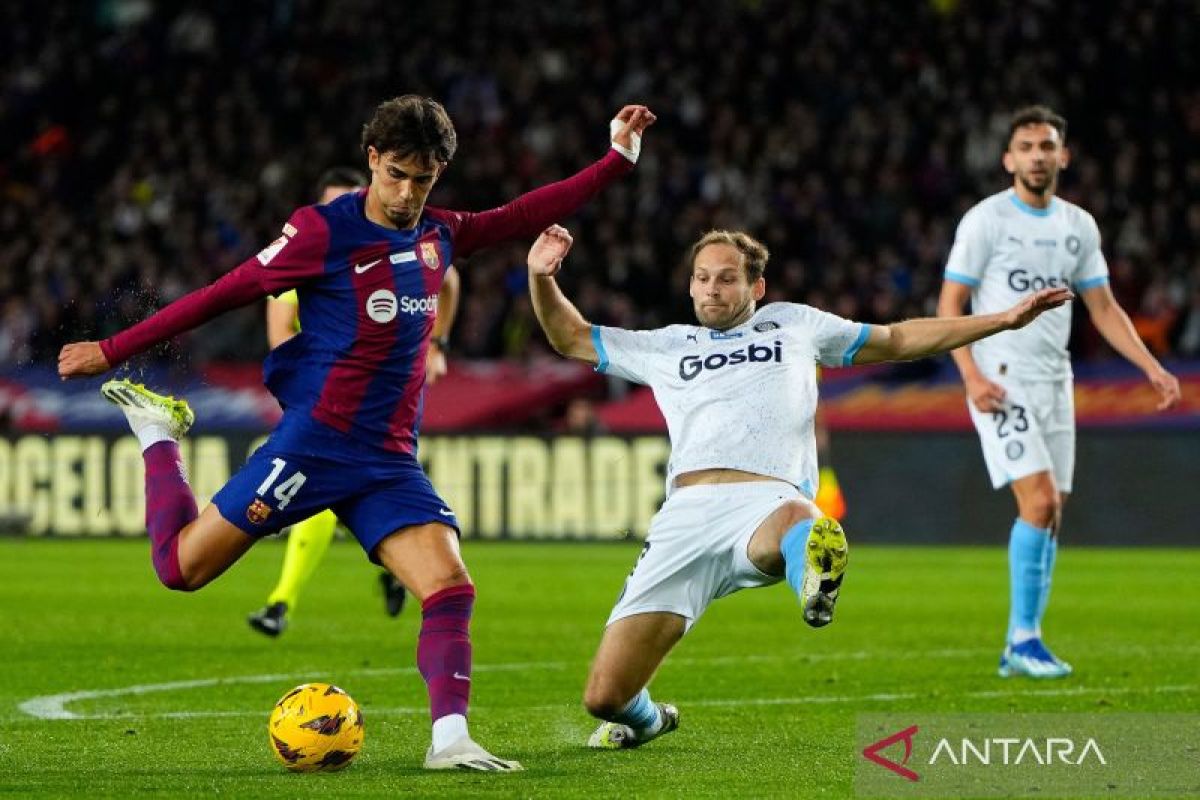 Tundukkan Barcelona 4-2, Girona rebut puncak klasemen