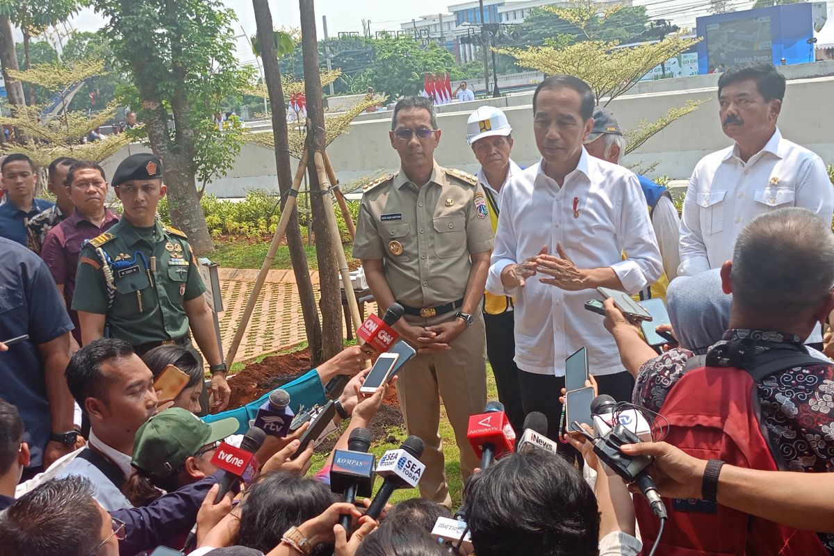 Jokowi: Kalau tanya saya, gubernur Jakarta dipilih langsung oleh rakyat