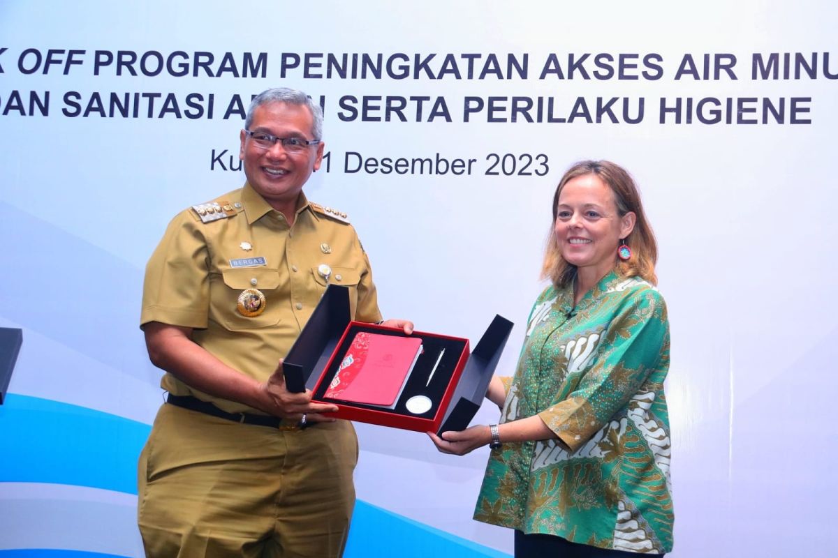 Pemkab Kudus-IUWASH kerja sama penyediaan  air minum