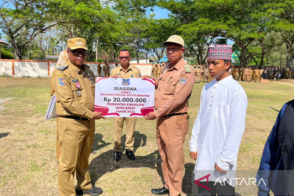 Muna Barat Siapkan Beasiswa Prestasi bagi 257 orang