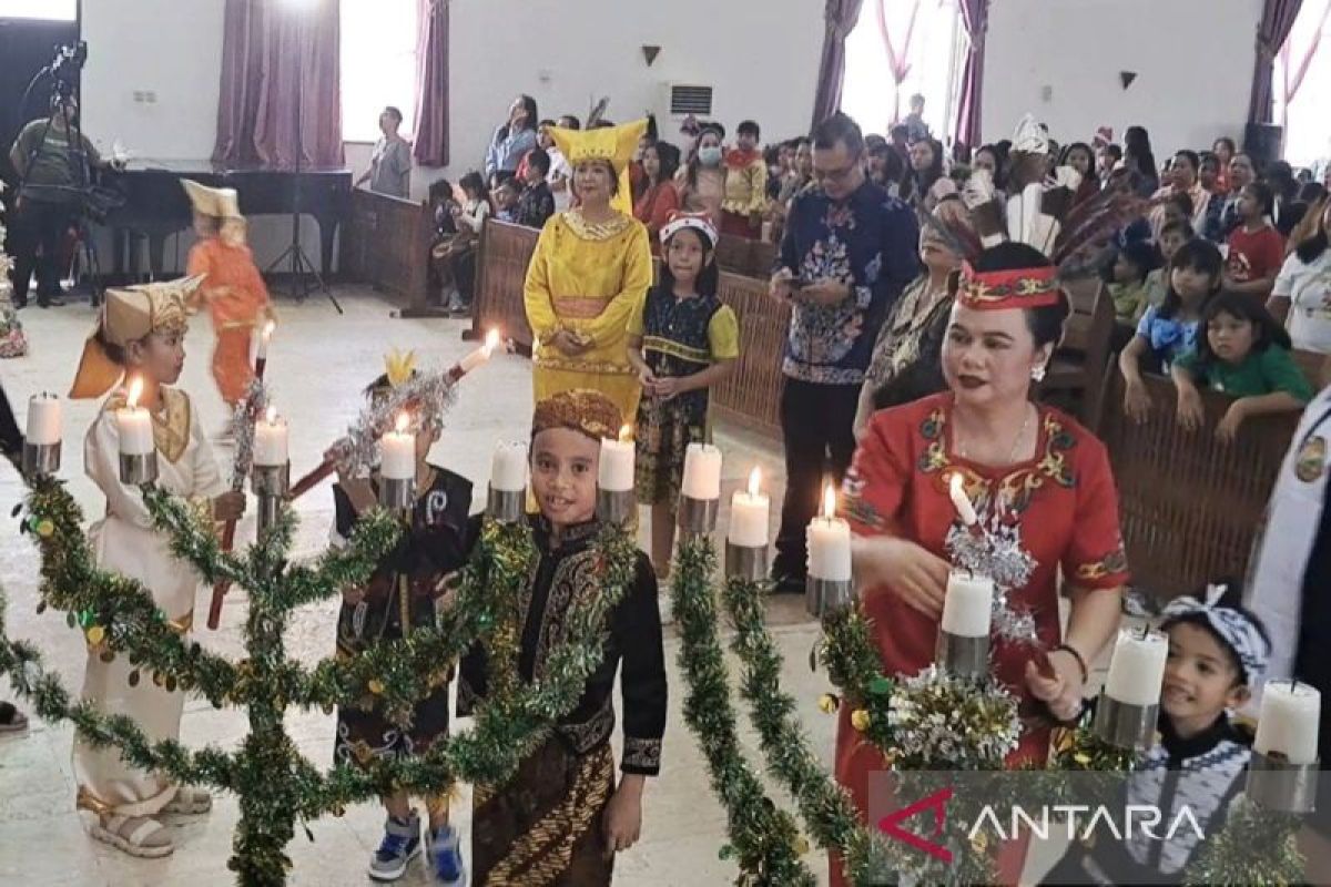 Perayaan Natal Nusantara kenalkan ragam budaya kepada anak-anak Gumas