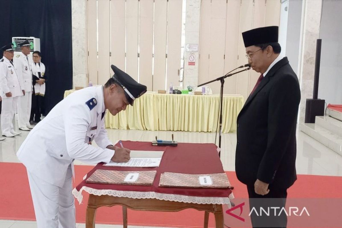 Pj Bupati Sukamara minta pj kades tak hanya terpaku pada pembangunan infrastruktur