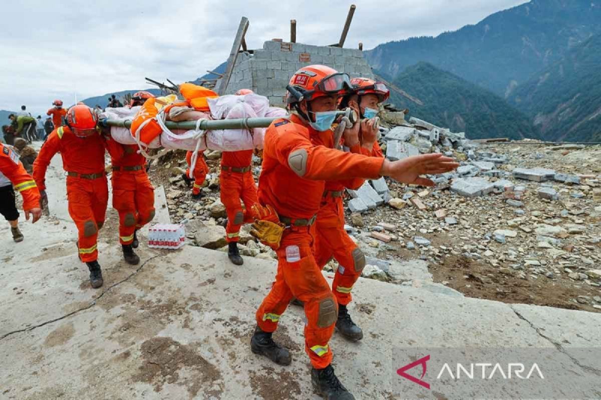 Kesampingkan ketegangan, pemimpin Taiwan tawarkan bantuan untuk China