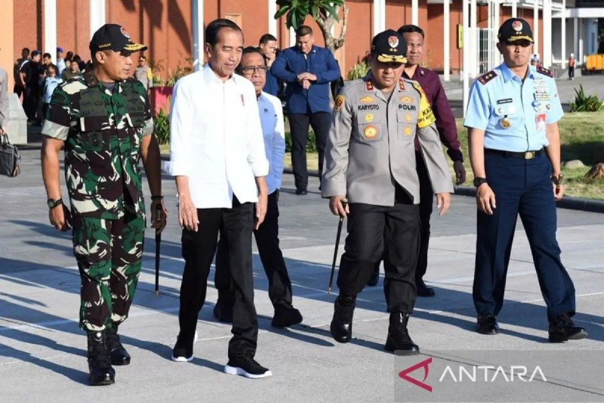 president-jokowi-heads-to-east-kalimantan