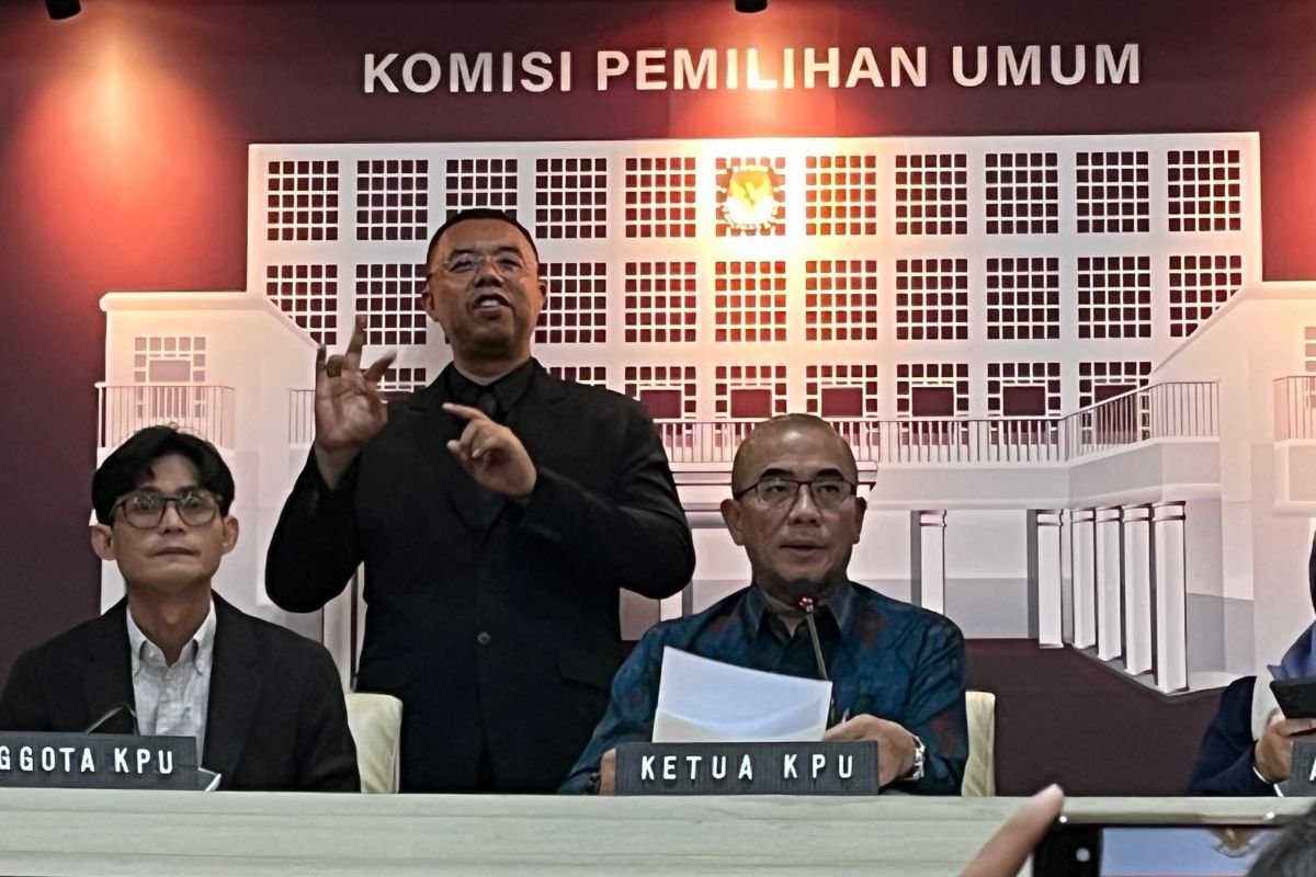 Gibran jadi yang pertama paparkan visi misi pada debat Pilpres 2024