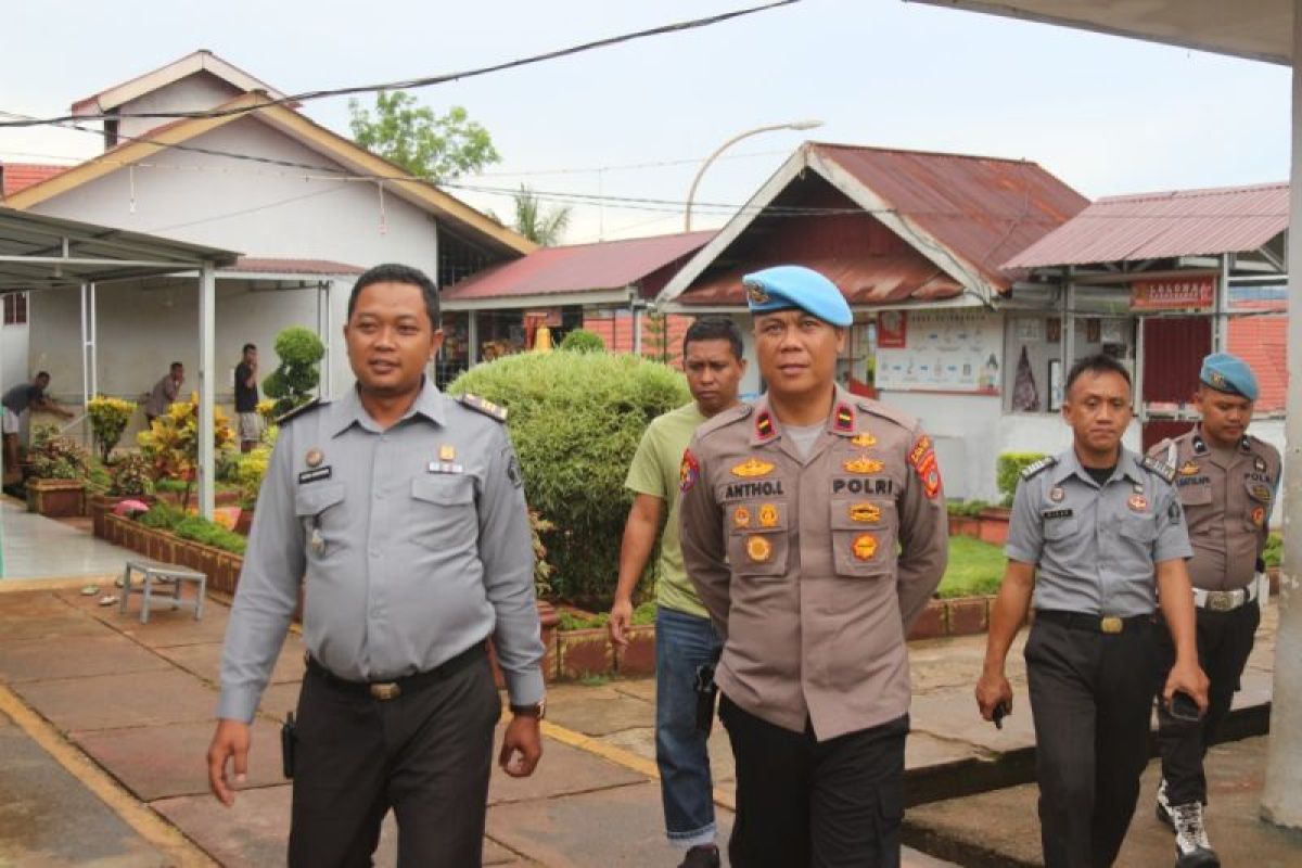 Polres Morut lakukan patroli sambang di Lapas Kolonodale.