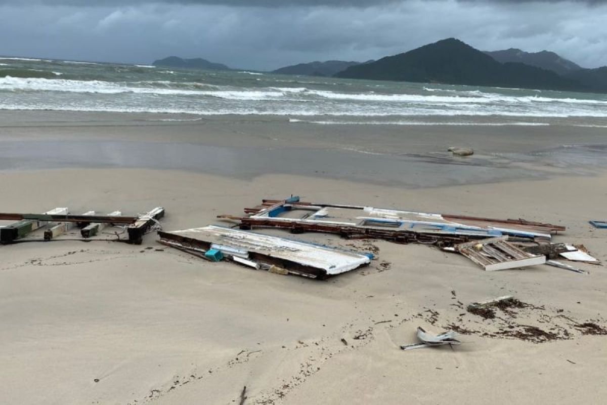 Satu unit tugboat tenggelam di perairan Kabupaten Kepulauan Anambas