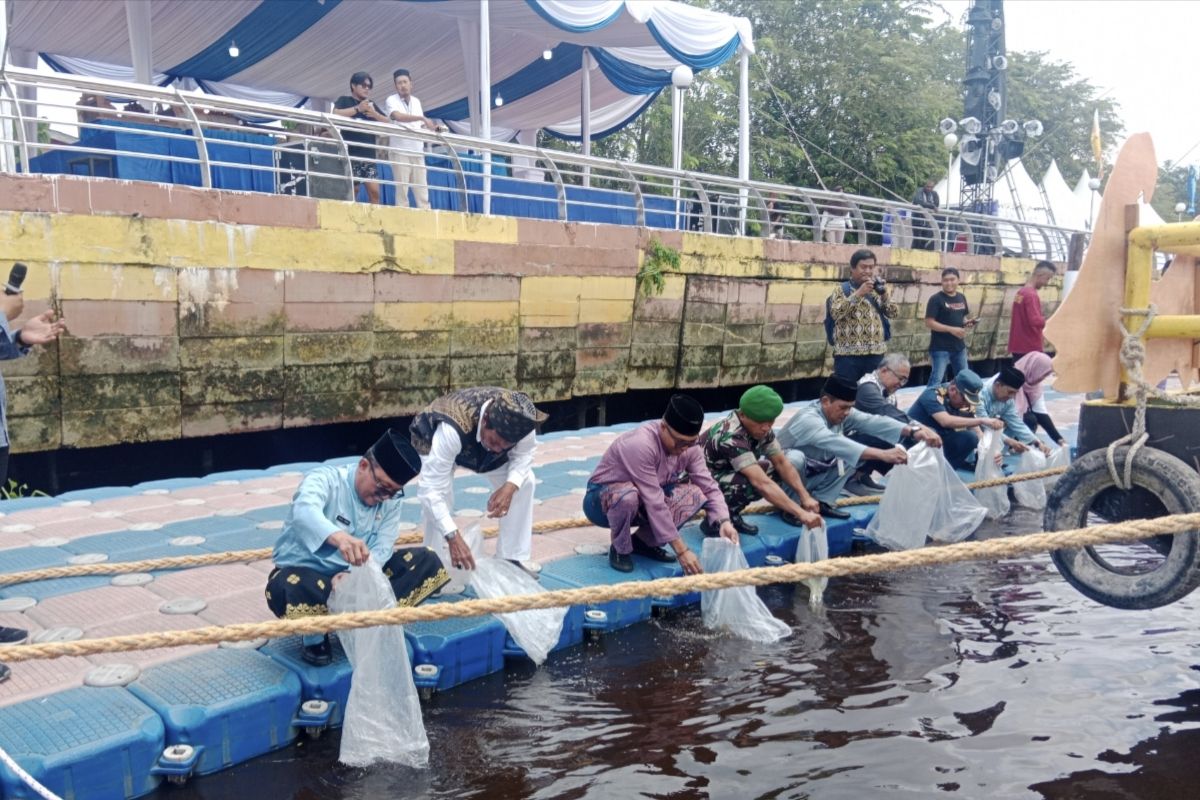 Tercemar pupuk sawit dan limbah rumah tangga, kualitas Sungai Siak jauh menurun