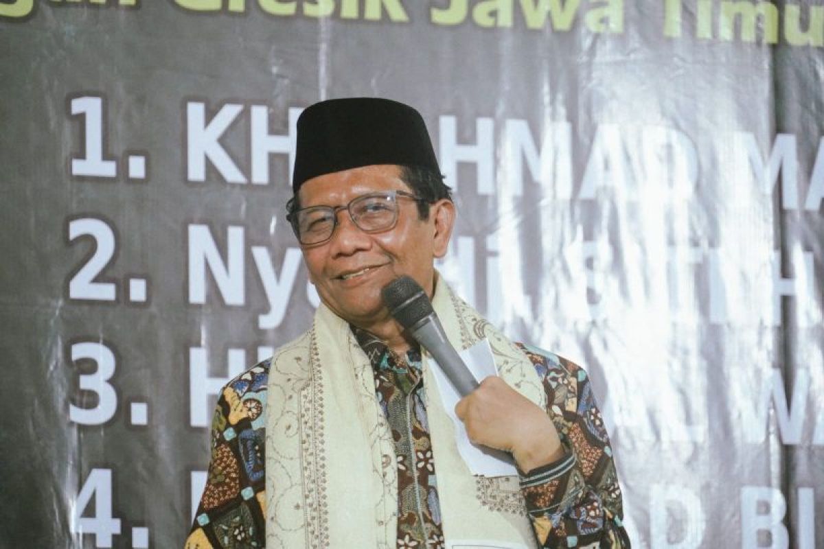 Cawapres Mahfud motivasi para santri