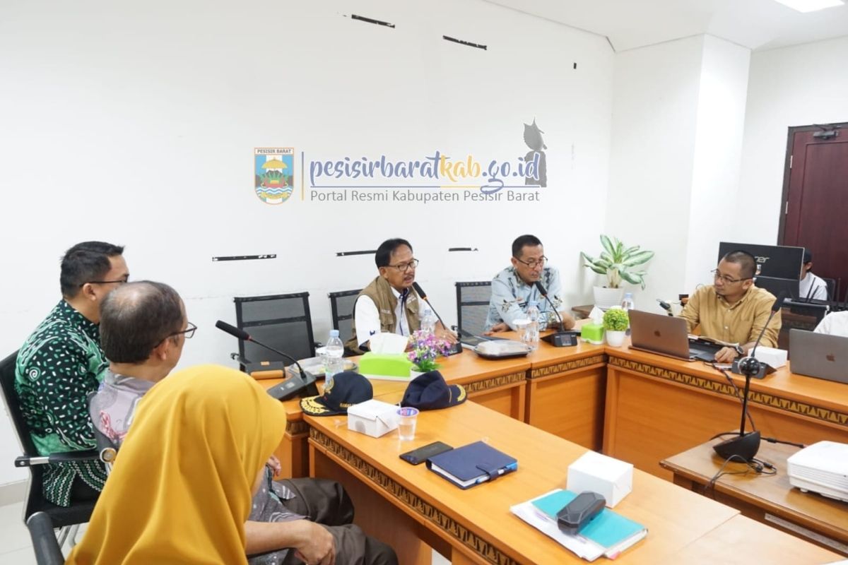 Bupati Pesisir Barat hadiri ekspose hasil pembangunan aplikasi E-Presensi